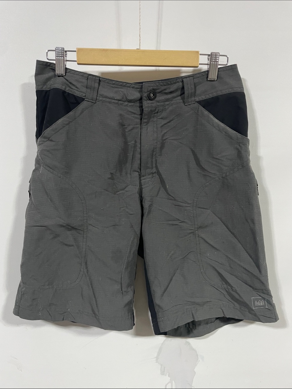 REI Men's Gray and Black Hybrid Hiking Shorts